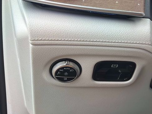 Certified 2023 Mercedes-Benz EQE 350+ SUV image 28