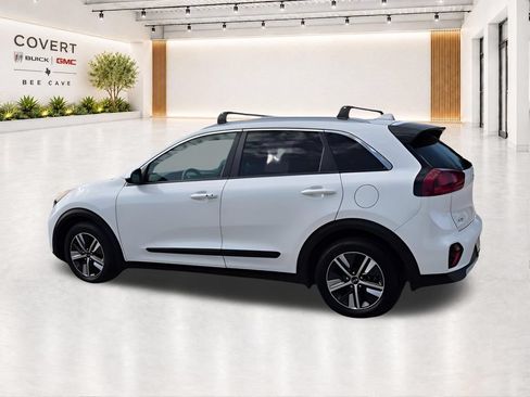 Used 2020 Kia Niro LXS FWD image 8