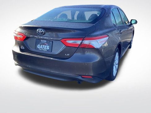 Used 2018 Toyota Camry LE w/ Convenience Package image 9