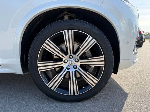 Used 2022 Volvo XC90 T6 Inscription image 7