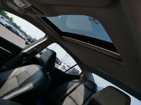 Used 2020 Nissan Altima 2.0 Platinum FWD image 15