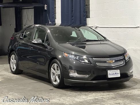 Used 2014 Chevrolet Volt FWD image 1