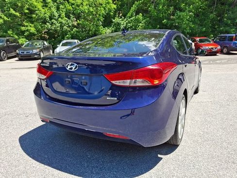 Used 2011 Hyundai Elantra Limited FWD image 11