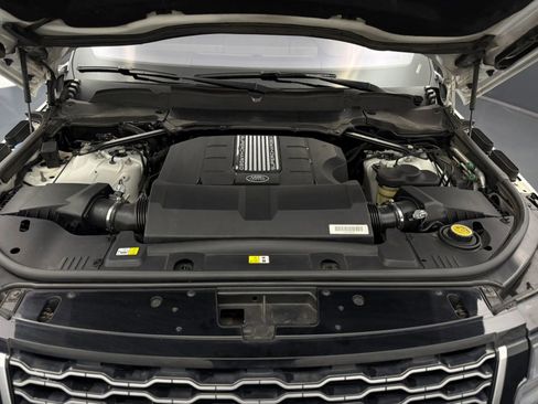 Used 2020 Land Rover Range Rover HSE image 26