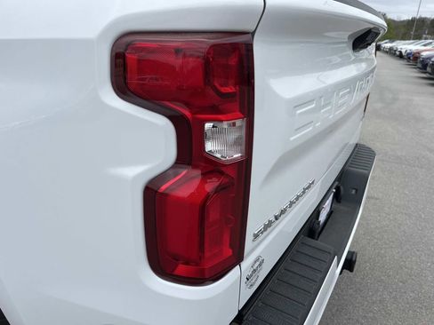 Used 2024 Chevrolet Silverado 1500 RST AWD/4WD image 10