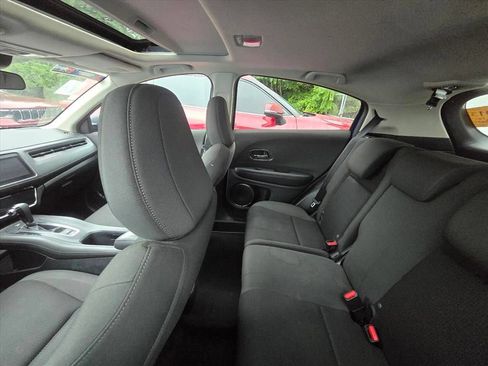 Used 2021 Honda HR-V EX image 5