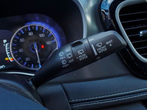 New 2026 Chrysler Pacifica Select image 26