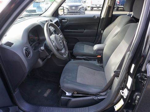 Used 2012 Jeep Patriot Sport w/ PWR Value Group image 18