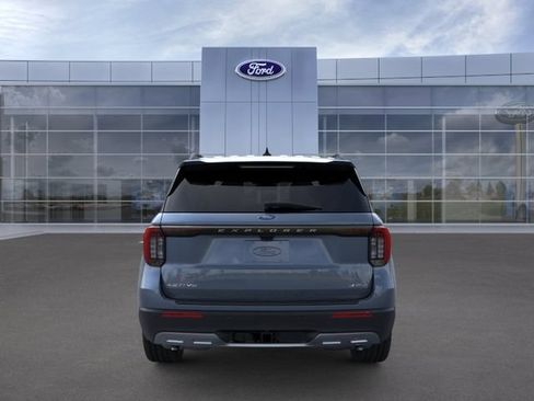 New 2026 Ford Explorer Active w/ Active Comfort Package AWD/4WD image 5