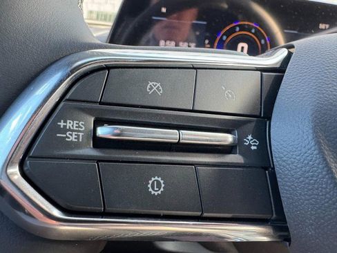 New 2026 Chevrolet Traverse LT image 36