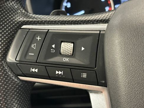 Used 2024 Mitsubishi Outlander ES AWD/4WD image 45