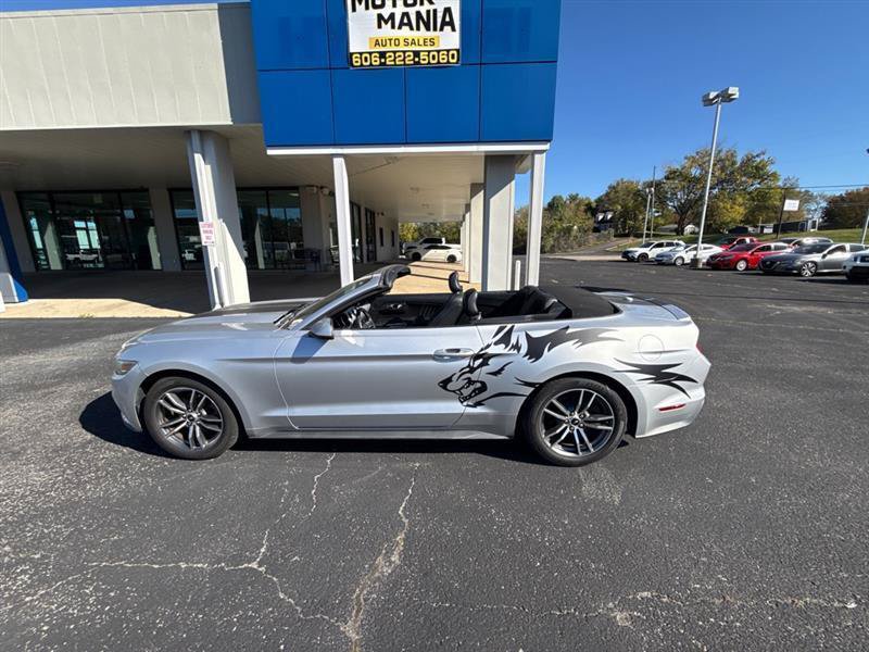 Used 2017 Ford Mustang Premium RWD image 16