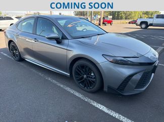 Used 2025 Toyota Camry SE FWD video 1