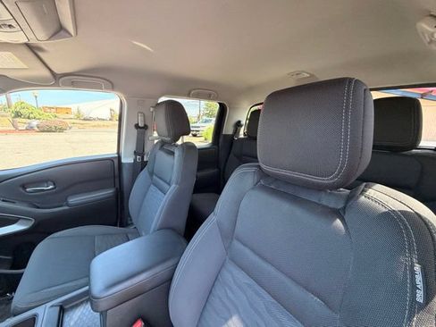 Used 2023 Nissan Frontier SV w/ SV Convenience Package AWD/4WD image 13