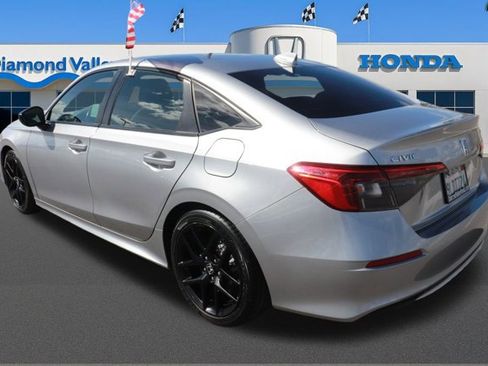 Used 2024 Honda Civic Sport image 4