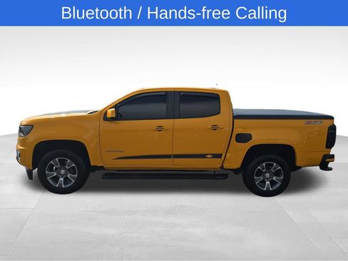 Used 2018 Chevrolet Colorado Z71 AWD/4WD image 2