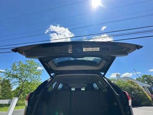 Used 2018 Toyota Highlander Plus w/ Protection Package #3 AWD/4WD image 34