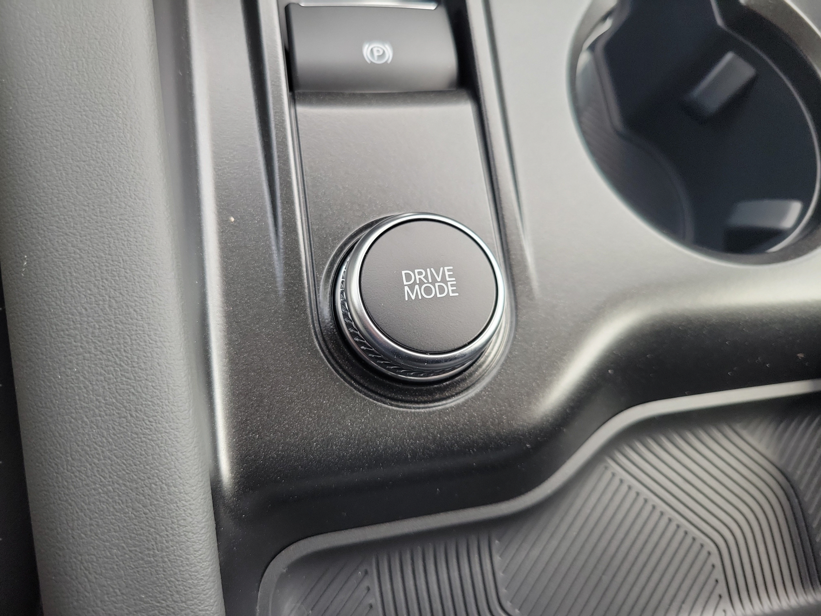 New 2026 Ford Explorer Active w/ Active Comfort Package RWD image 27