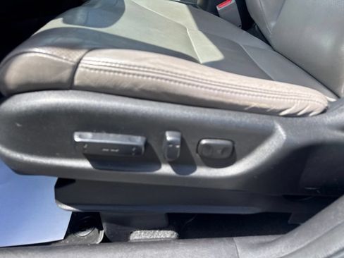 Used 2016 Honda CR-V Touring image 18