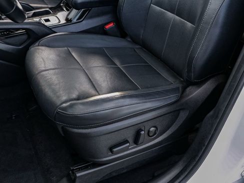 Used 2022 Kia Telluride EX w/ EX Premium Package image 22