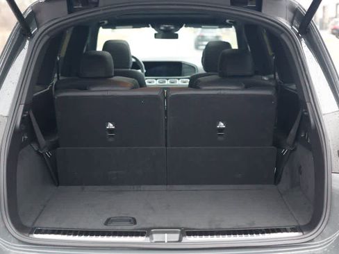 Used 2026 Mercedes-Benz GLS 450 4MATIC image 32