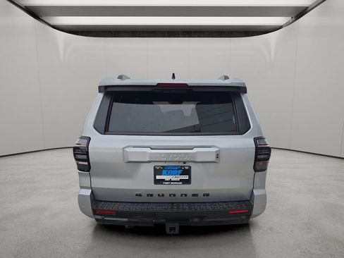 Used 2025 Toyota 4Runner TRD Sport image 4