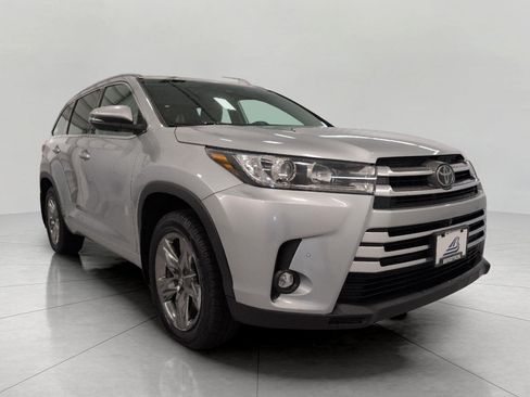 Used 2019 Toyota Highlander Limited Platinum AWD/4WD image 1