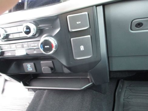 Used 2024 Ford F150 XLT image 14