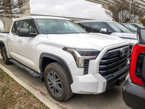 Used 2024 Toyota Tundra SR5 image 5