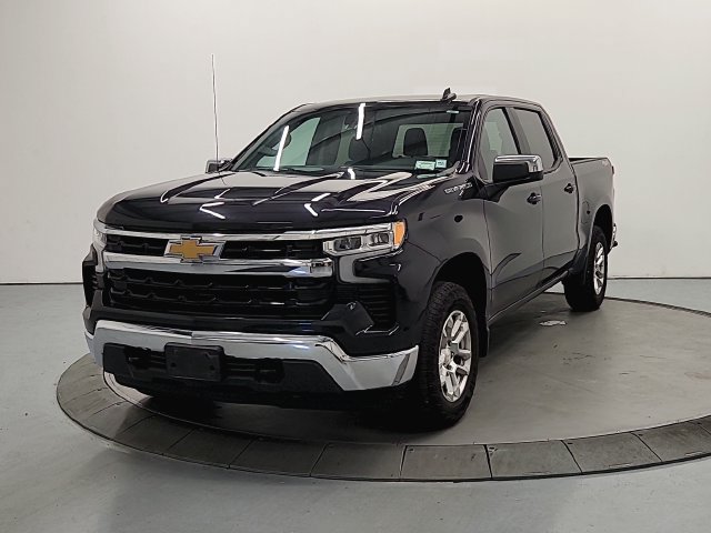 Used 2023 Chevrolet Silverado 1500 LT AWD/4WD image 4