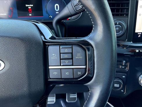 Used 2023 Ford F250 Lariat w/ Lariat Ultimate Package AWD/4WD image 15