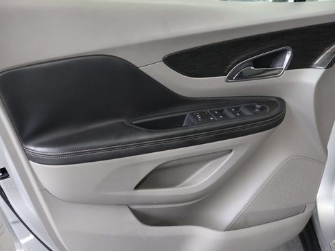 Used 2016 Buick Encore Convenience FWD image 15