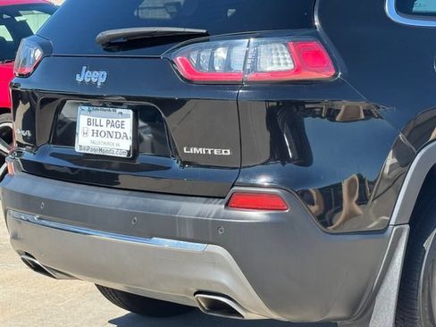 Used 2019 Jeep Cherokee Limited AWD/4WD image 8