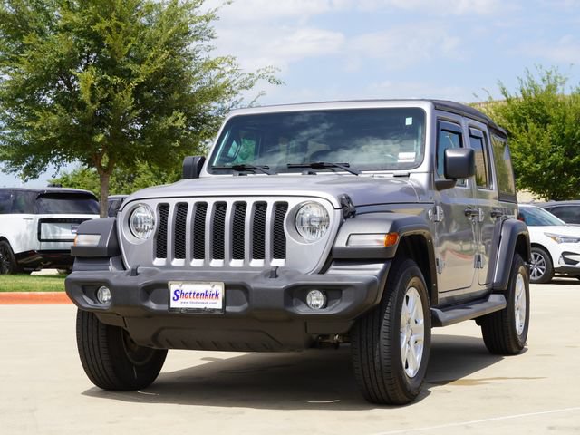 Used 2021 Jeep Wrangler Unlimited Sport AWD/4WD image 3