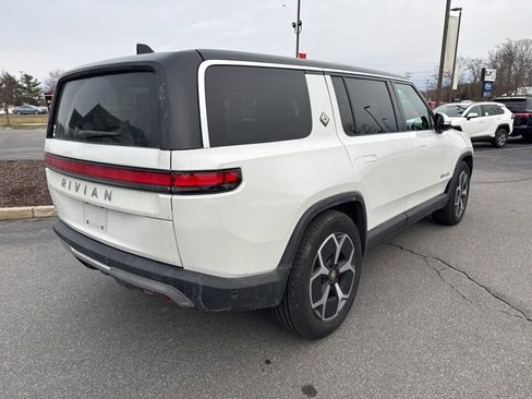 Used 2024 Rivian R1S Adventure image 4