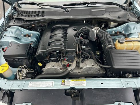 Used 2009 Chrysler 300 Touring image 20