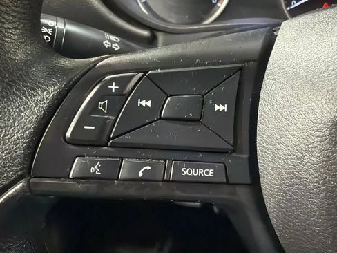 Used 2023 Nissan Versa S image 12