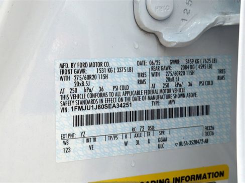 Used 2025 Ford Expedition Active AWD/4WD image 40