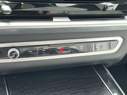 Used 2024 BMW X5 M60i w/ Climate Comfort Package image 19