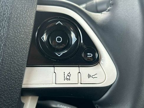 Used 2019 Toyota Prius Prime Premium image 29