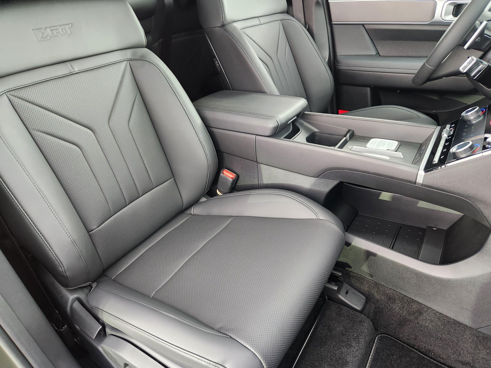 New 2026 Hyundai Santa Fe XRT AWD/4WD image 18
