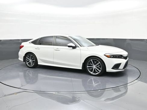 Certified 2024 Honda Civic Touring image 17