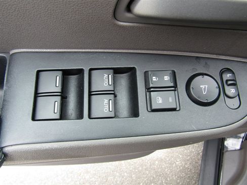 Used 2012 Honda Odyssey EX-L image 16