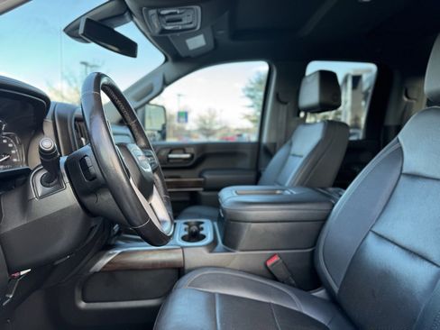 Used 2022 GMC Sierra 2500 SLT w/ SLT Premium Package image 15