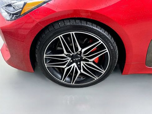 Used 2022 Kia Stinger GT2 RWD image 8
