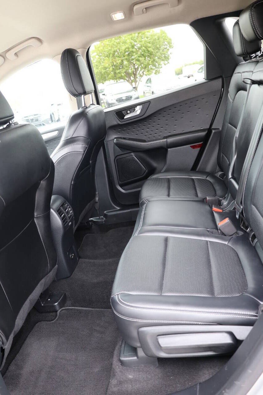 Used 2020 Ford Escape SEL AWD/4WD image 17