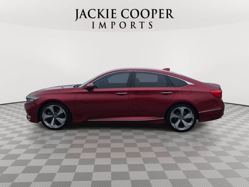 Used 2018 Honda Accord Touring image 8