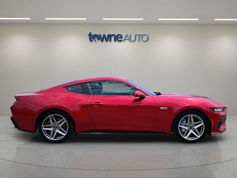 Used 2024 Ford Mustang GT Premium RWD image 6
