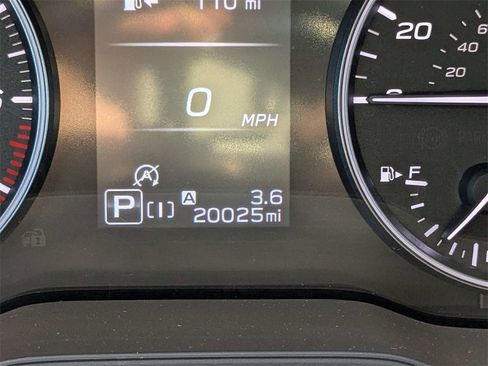 Used 2024 Subaru Crosstrek 2.0i Premium image 31