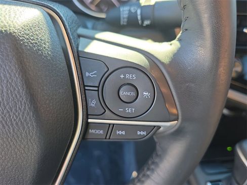 Used 2024 Toyota Camry XLE image 32